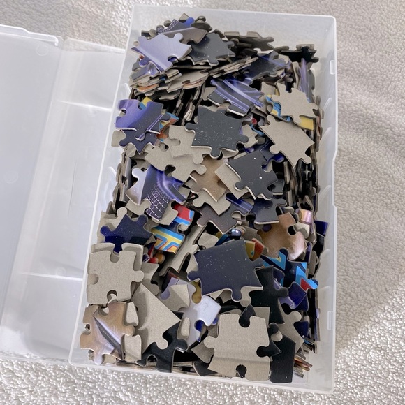 Blockbuster Back to the Future II 500 Piece Puzzle - Picture 4 of 9